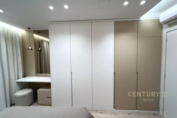 Shtepi me qera Apartament ne Tirane, 1+1, Mobilimi E mobiluar, Pagesa 1,000  Euro.