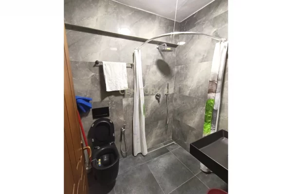 Shtepi me qera Apartament ne Tirane, 3+1, Mobilimi E mobiluar, Pagesa 500  Euro.