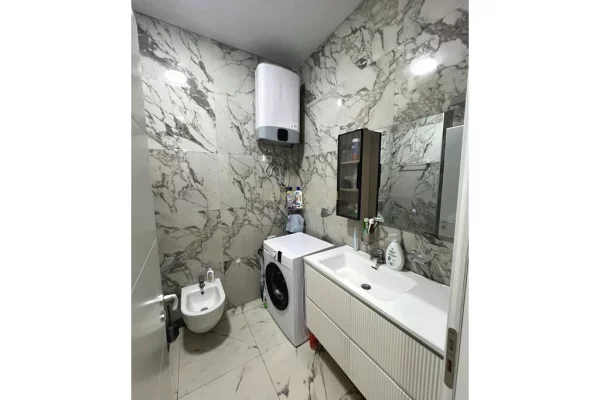 Shtepi me qera 1+1 ne Tirane - 650 Euro