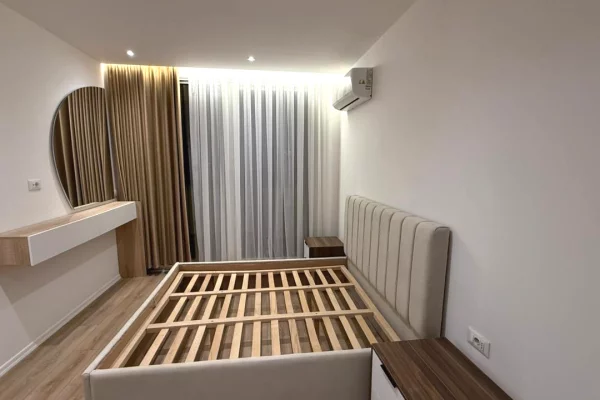 Shtepi ne shitje Apartament ne Tirane, 1+1, Mobilimi E mobiluar, Pagesa 175,000  Euro.