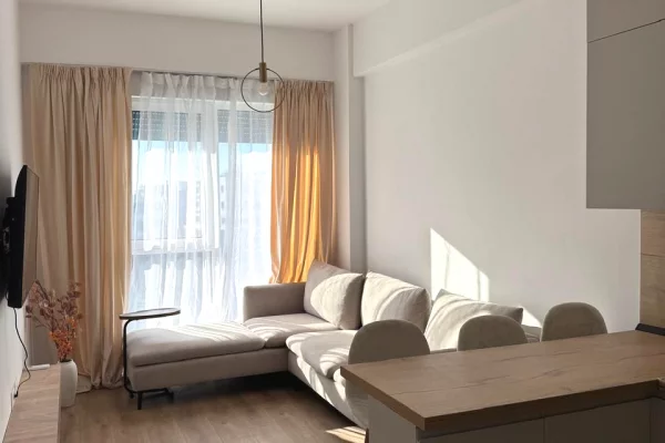 Shtepi me qera 1+1 ne Tirane - 45,000 Leke