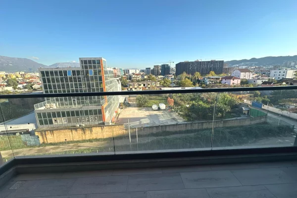 Apartment for sale in Tirana 3+1, Emty