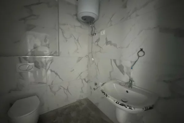 Apartment for sale in Tirana 3+1, Emty