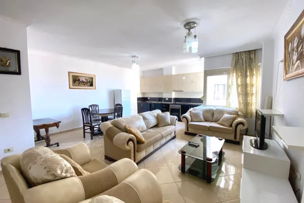 Shtepi ne shitje 2+1 ne Tirane - 160,000 Euro