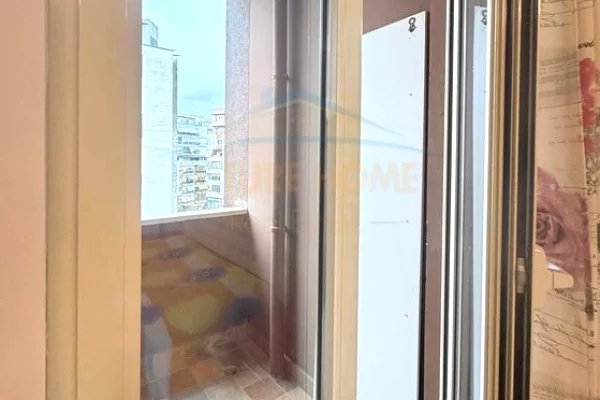 Shtepi me qera Apartament ne Tirane, 2+1, Mobilimi E mobiluar, Pagesa 60,000  Leke.