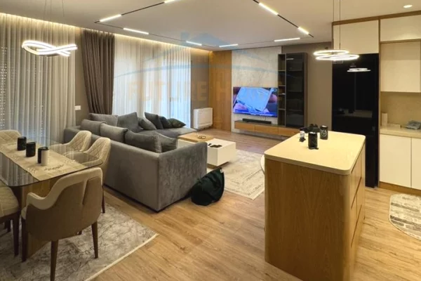 Shtepi me qera Apartament ne Tirane, 2+1, Mobilimi E mobiluar, Pagesa 1,800  Euro.