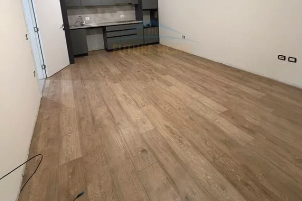  Apartament me qera  1+1 , Komuna e Parisit , Tirane