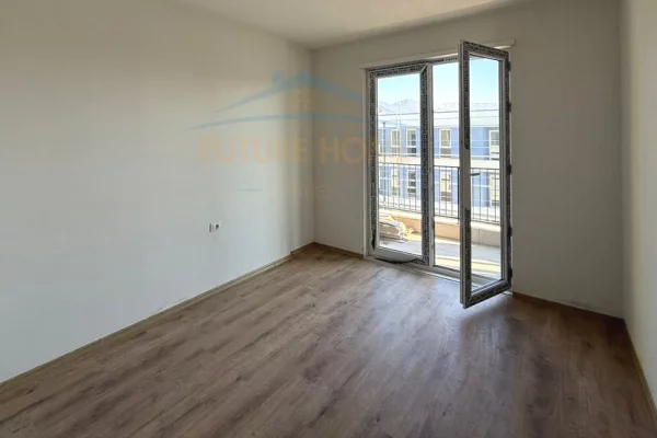 Shtepi ne shitje Apartament ne Tirane, 2+1, Mobilimi Bosh, pa mobiluar, Pagesa 122,000  Euro.