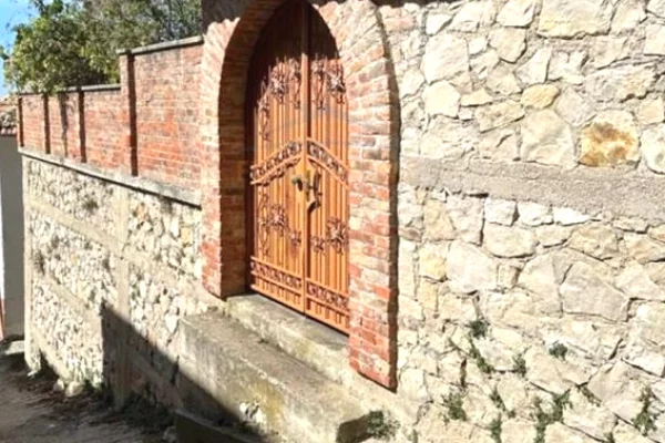 Shtepi ne shitje 4+1 ne Kruje - 160,000 Euro