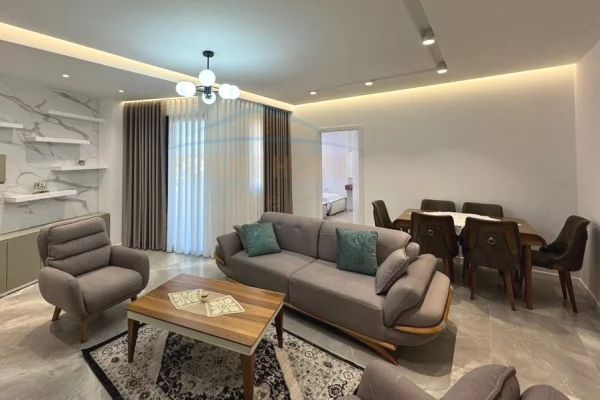 Shtepi me qera Apartament ne Tirane, 2+1, Mobilimi E mobiluar, Pagesa 1,250  Euro.