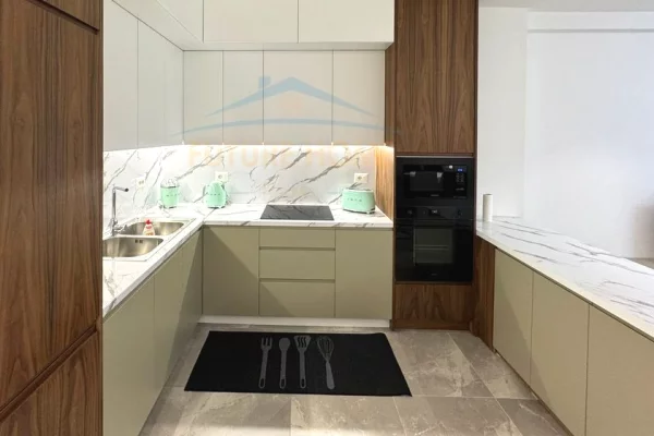 Shtepi me qera Apartament ne Tirane, 2+1, Mobilimi E mobiluar, Pagesa 1,250  Euro.