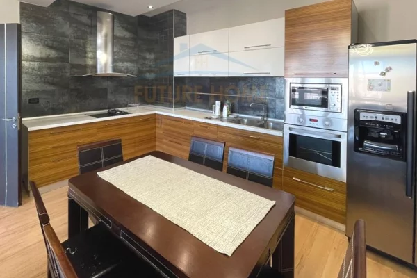 Shtepi ne shitje 2+1 ne Tirane - 157,000 Euro