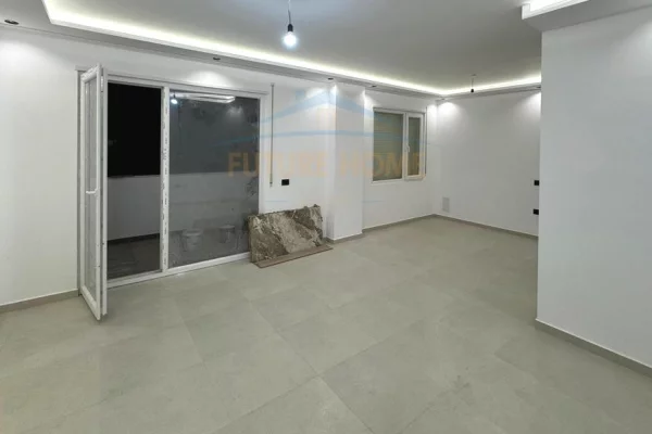 Apartment for sale in Tirana 2+1, Emty