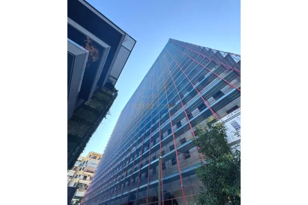 Apartment for sale in Tirana 4+1, Emty