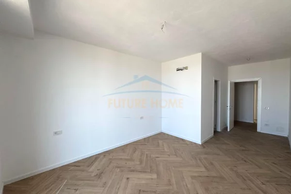 Ambient biznesi me qera 3+1 ne Tirane - 2,200 Euro