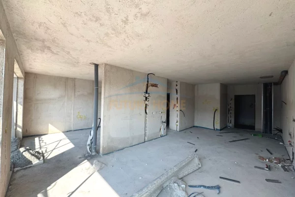 Apartment for sale in Tirana 1+1, Emty