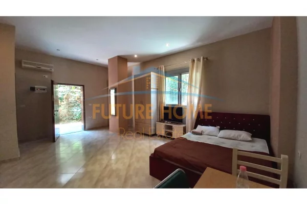 Shtepi ne shitje Apartament ne Tirane, Garsoniere, Mobilimi E mobiluar, Pagesa 150,000  Euro.