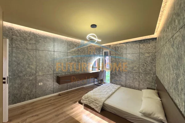 Shtepi ne shitje Apartament ne Tirane, 2+1, Mobilimi E mobiluar, Pagesa 210,000  Euro.