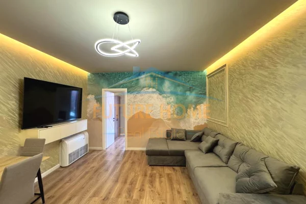 Shtepi ne shitje Apartament ne Tirane, 2+1, Mobilimi E mobiluar, Pagesa 210,000  Euro.