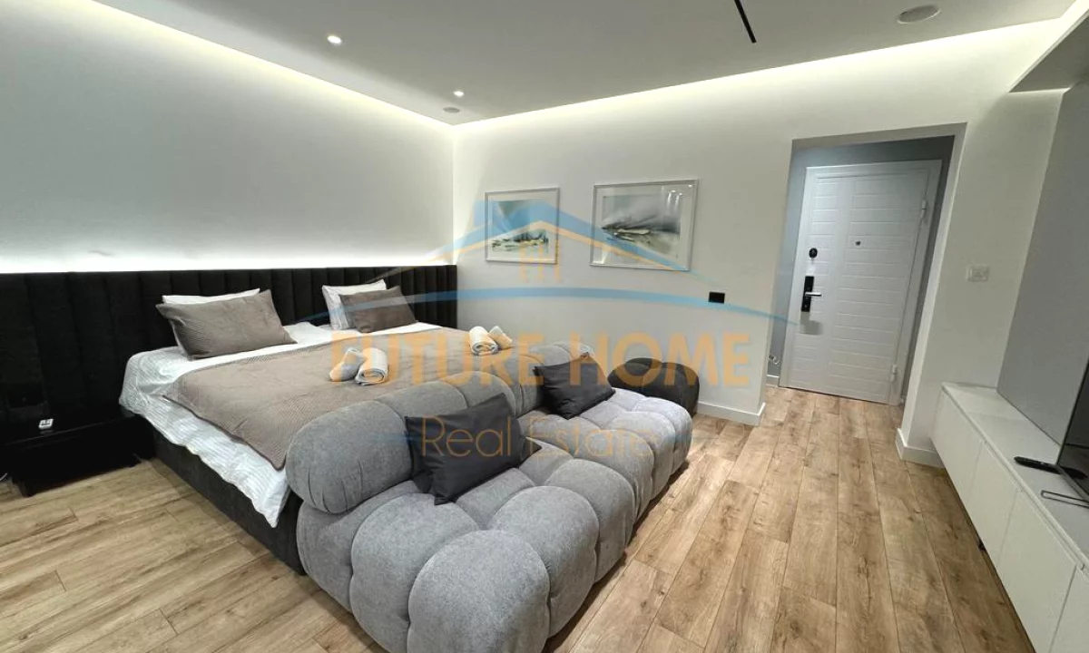 Shtepi ne shitje Apartament ne Tirane, 2+1, Mobilimi E mobiluar, Pagesa 220,000  Euro.