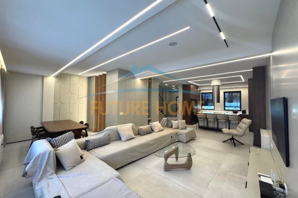 Shitet Duplex 3+1+3+Verandë, Rezidenca Kodra e Diellit,Tiranë