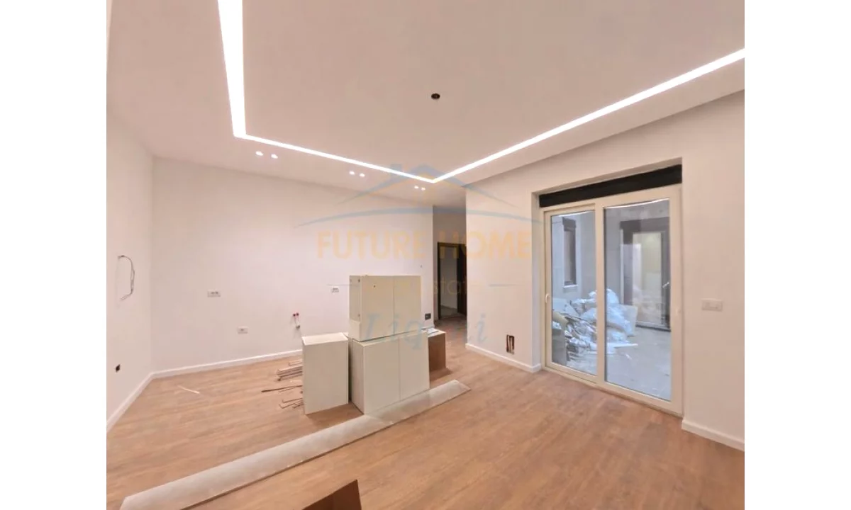 Apartment for sale in Tirana 1+1, Emty