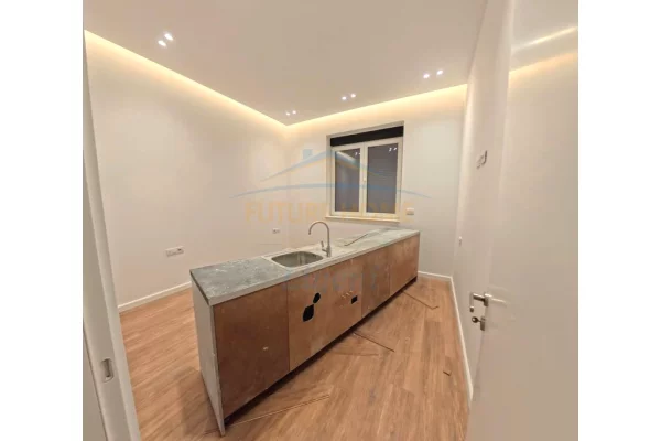 Apartment for sale in Tirana 1+1, Emty