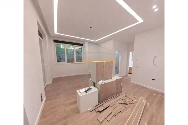 Apartment for sale in Tirana 1+1, Emty