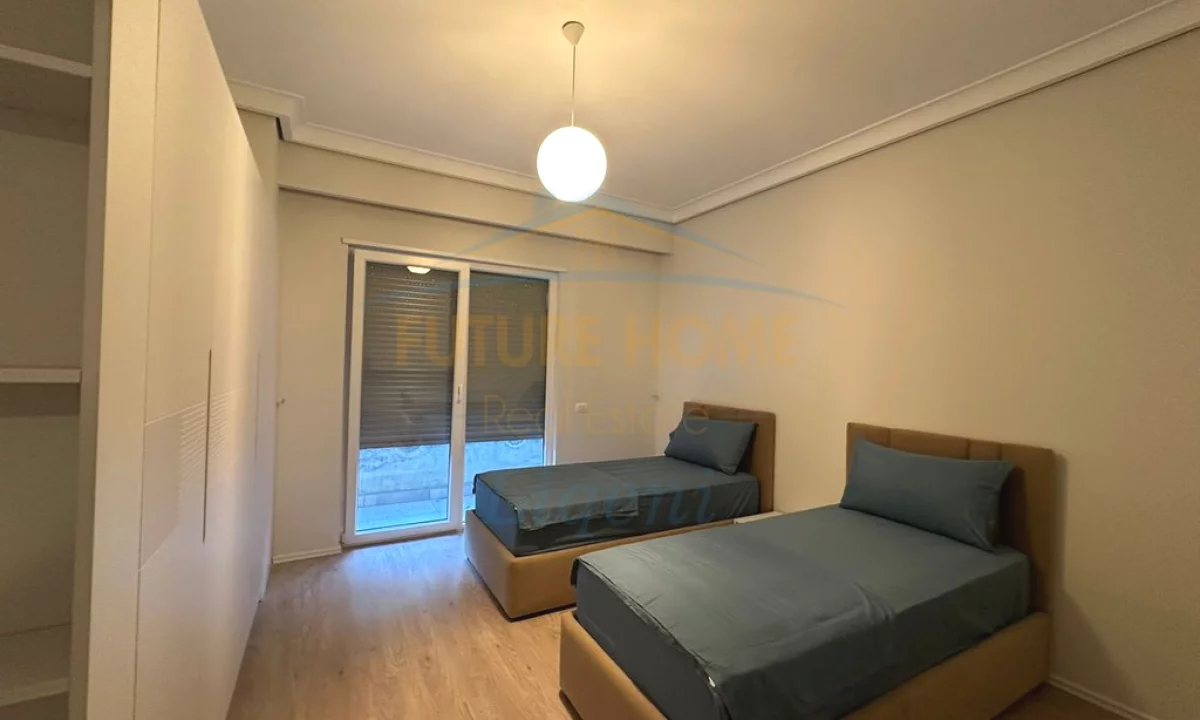 Shtepi me qera Apartament ne Tirane, 3+1, Mobilimi E mobiluar, Pagesa 3,000  Euro.