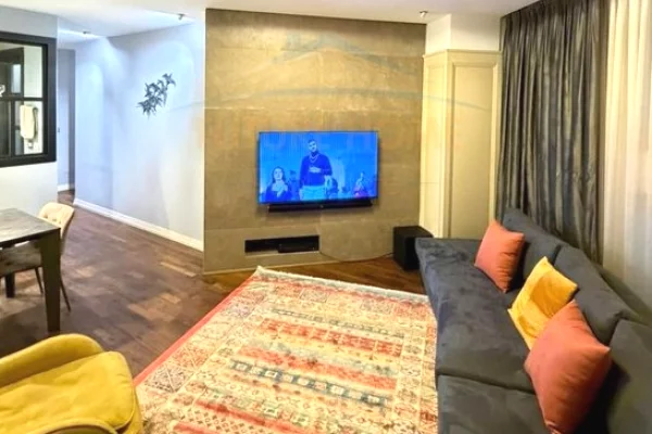 Shtepi ne shitje Apartament ne Tirane, 2+1, Mobilimi E mobiluar, Pagesa 285,000  Euro.