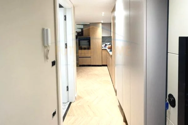 Shtepi ne shitje 2+1 ne Tirane - 195,000 Euro