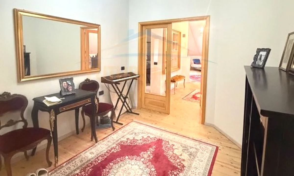 Apartment for sale in Tirana 2+1, Furnished