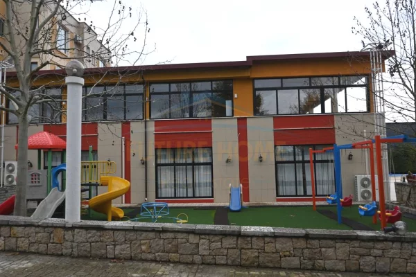 Qera, Resort, Mullet