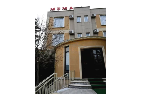 Qera, Resort, Mullet