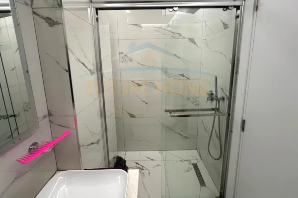 Shtepi ne shitje Apartament ne Tirane, 1+1, Mobilimi E mobiluar, Pagesa 110,000  Euro.