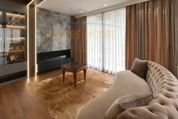 Shtepi me qera Apartament ne Tirane, 3+1, Mobilimi E mobiluar, Pagesa 4,500  Euro.