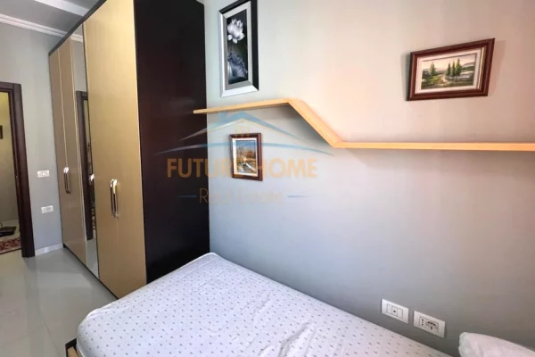 Shtepi me qera Apartament ne Tirane, 2+1, Mobilimi E mobiluar, Pagesa 750  Euro.