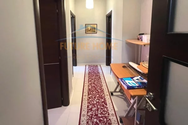 Shtepi me qera Apartament ne Tirane, 2+1, Mobilimi E mobiluar, Pagesa 750  Euro.