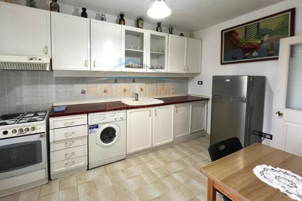 Shtepi me qera 3+1 ne Tirane - 600 Euro