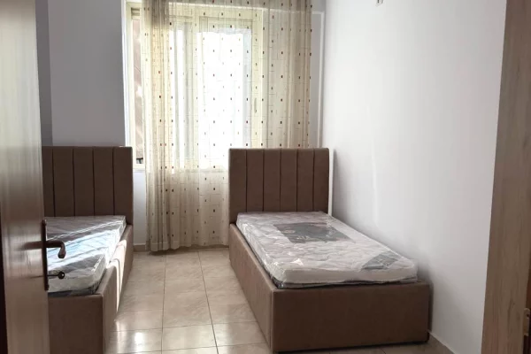 Shtepi me qera 2+1 ne Tirane - 650 Euro