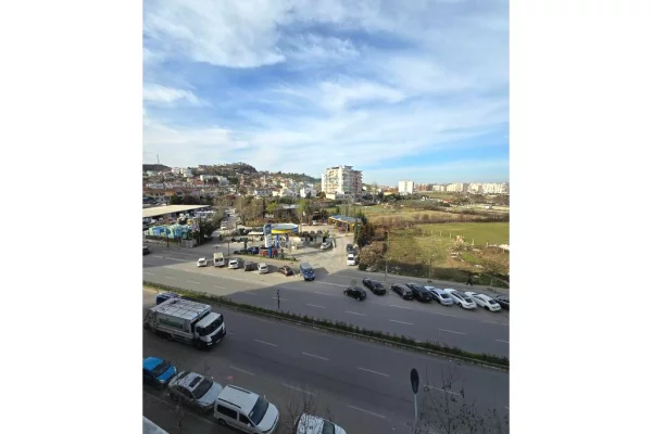 Shtepi me qera 1+1 ne Tirane - 330 Euro