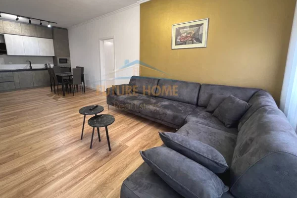 Shtepi me qera Apartament ne Tirane, 2+1, Mobilimi E mobiluar, Pagesa 1,100  Euro.