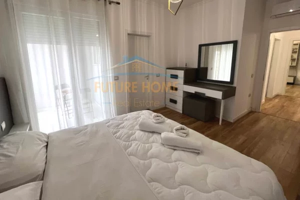 Shtepi me qera Apartament ne Tirane, 2+1, Mobilimi E mobiluar, Pagesa 1,100  Euro.