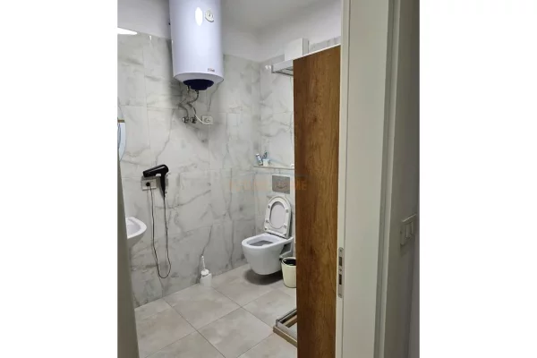 Shitet , Apartament 2+1+Post Parkimi , Ali Demi , Tirane