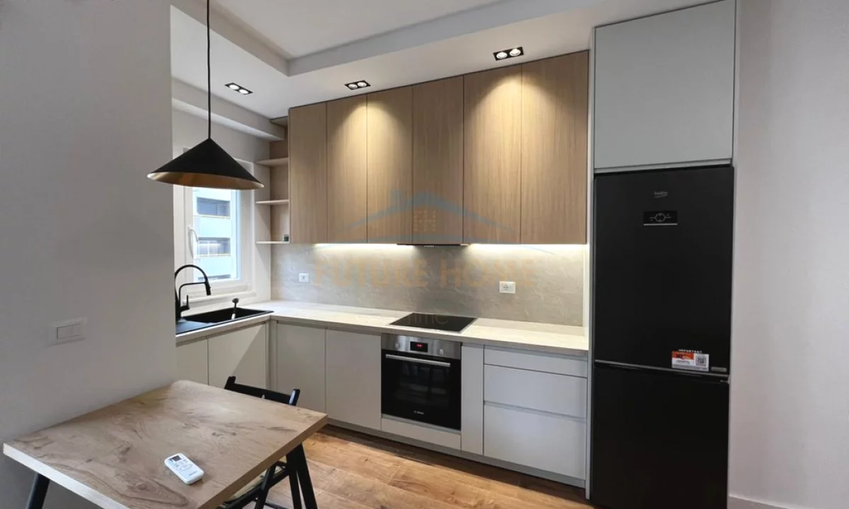 Shtepi me qera Apartament ne Tirane, 2+1, Mobilimi E mobiluar, Pagesa 600  Euro.