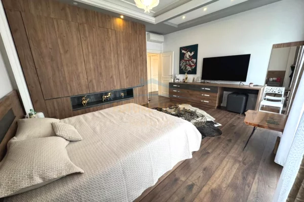 Private house for sale in Tirana 3+1, Furnished