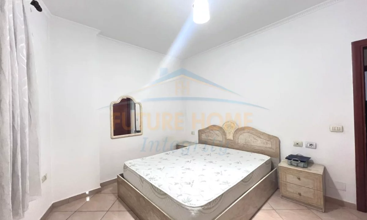 Shtepi me qera Apartament ne Tirane, 1+1, Mobilimi E mobiluar, Pagesa 519  Euro.