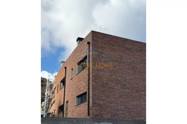 Apartment for sale in Tirana 3+1, Emty