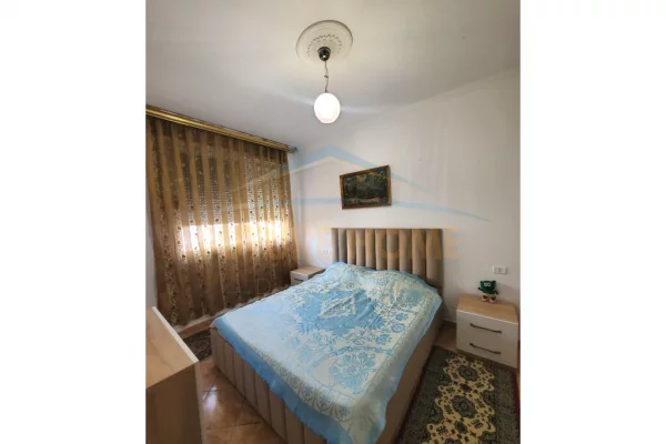 Shtepi me qera Apartament ne Tirane, 2+1, Mobilimi E mobiluar, Pagesa 600  Euro.