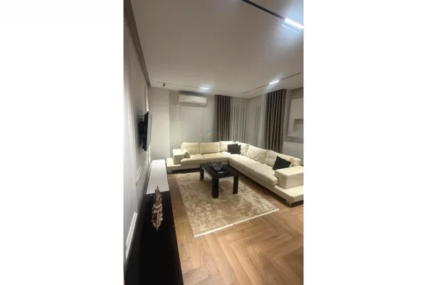 Shtepi me qera Apartament ne Tirane, 2+1, Mobilimi Bosh, pa mobiluar, Pagesa 1,100  Euro.